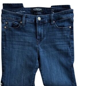 Liverpool Ankle Skinny Jeans - Dark Blue size 16/33 NWT